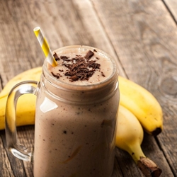 SHOTT Beverages Banana Iced Chocolate Recipe
