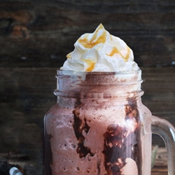 Creme Egg Milkshake Recipe | Shott Light Fruit Syrup Distributor| Good Food Warehouse